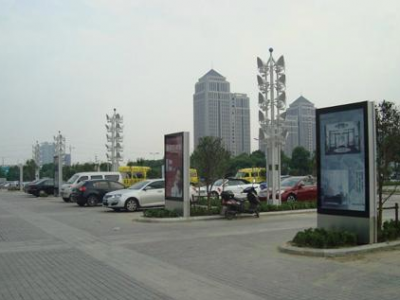 硬核户外广告机需要具备哪些特点？